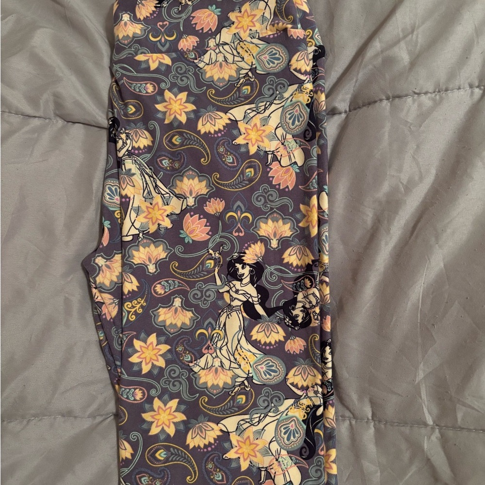 LuLaRoe Floral Patterned Leggings - Disney Jasmine